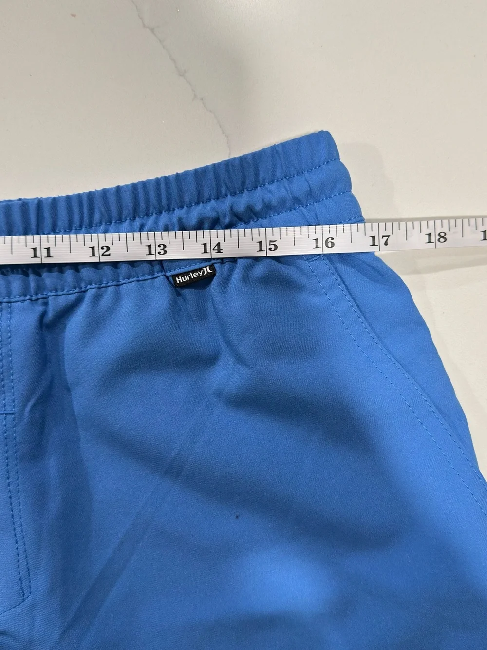 Hurley Blue Shorts – Men’s Size Medium